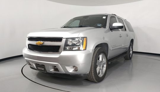 Chevrolet Suburban LT B-2014