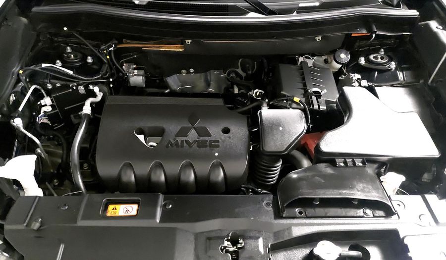 Mitsubishi Outlander 2.4 LIMITED CVT Suv 2020