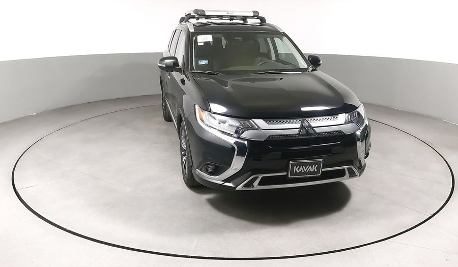 Mitsubishi Outlander 2.4 LIMITED CVT Suv 2020