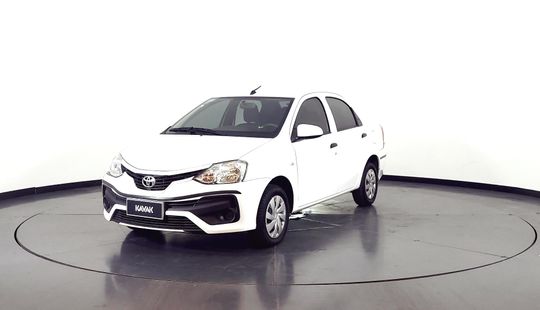 Toyota Etios 1.5 Sedan X-2019