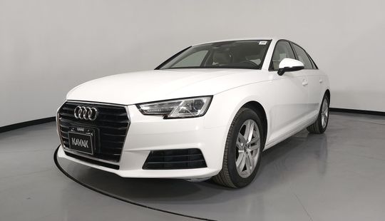 Audi A4 2.0 DYNAMIC DCT