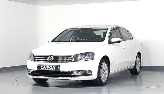 Volkswagen Passat 1.6 TDI BMT COMFORTLINE-2013