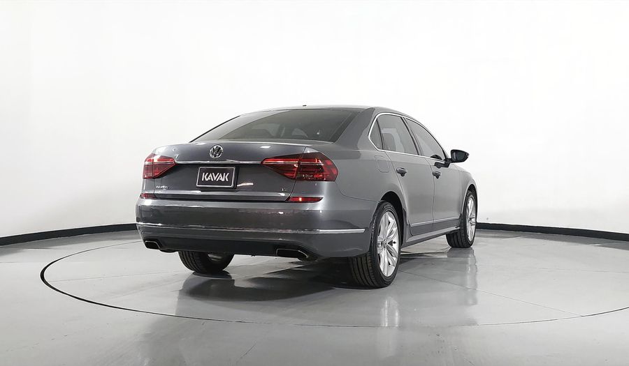 Volkswagen Passat 3.6 V6 AUTO Sedan 2018