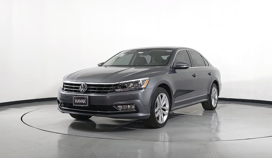 Volkswagen Passat 3.6 V6 AUTO Sedan 2018