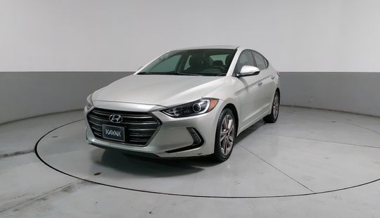 Hyundai • Elantra