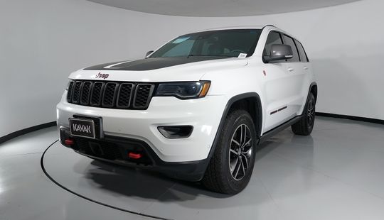 Jeep • Grand Cherokee