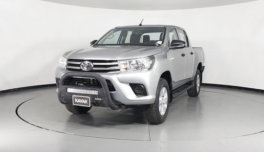 Toyota Hilux Mid-2018