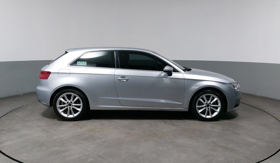 Audi A3 1.8 TFSI ATTRACTION S TRONIC Hatchback 2015