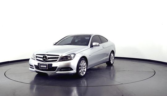 Mercedes Benz Clase C 1.8 C250 Coupe City B.efficiency At-2012