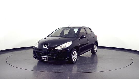 Peugeot 207 1.4 Xr-2012