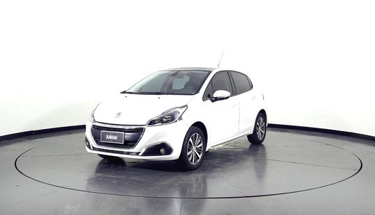 Peugeot 208 1.6 Feline-2019