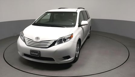Toyota Sienna 3.5 LE AT