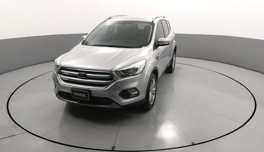 Ford • Escape