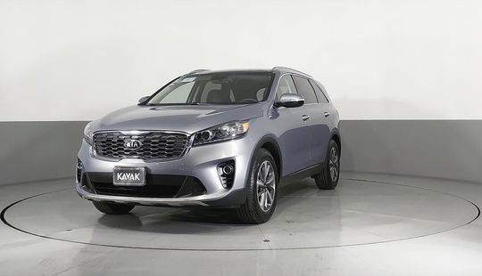 Kia • Sorento