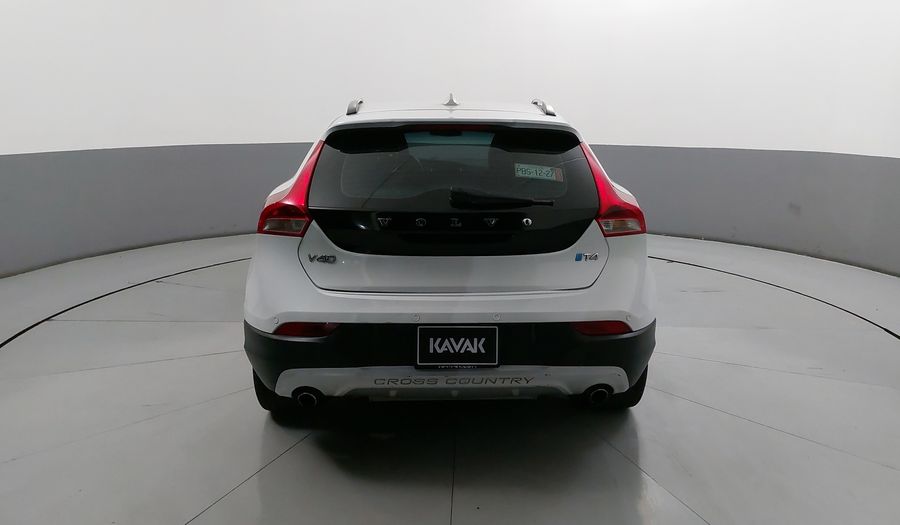 Volvo V40 1.6 T4 FWD ADDITION AT Hatchback 2014