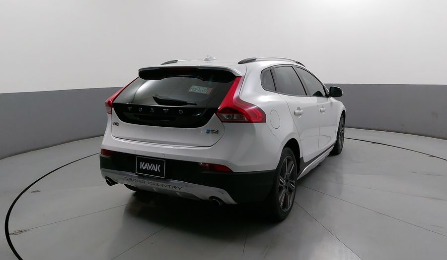 Volvo V40 1.6 T4 FWD ADDITION AT Hatchback 2014