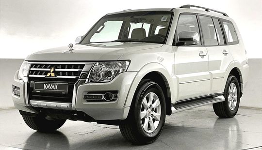 Mitsubishi Pajero GLS Midline