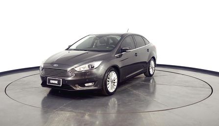 Ford Focus III 2.0 Sedan Titanium At6