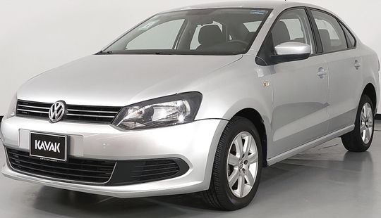 Volkswagen • Vento