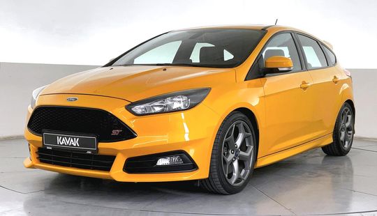 فورد فوكس 2.0 ECOBOOST 250PS ST 2016