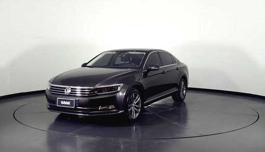 Volkswagen Passat 2.0 Tsi Highline 220cv
