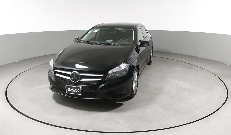 Mercedes Benz Clase A 1.6 180 CGI 7G-DCT Hatchback 2014