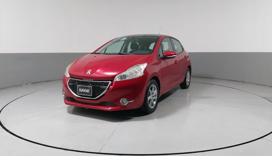 Peugeot • 208