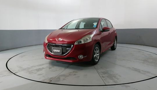 Peugeot • 208