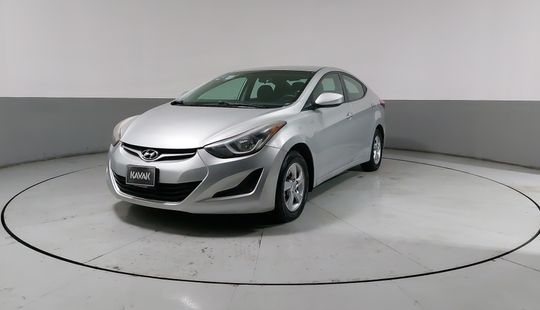 Hyundai • Elantra