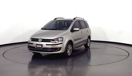 Volkswagen Suran 1.6 Highline 101cv