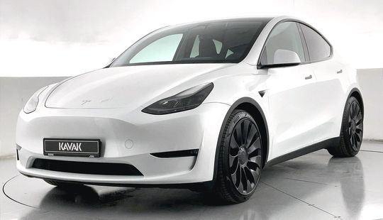 Tesla • Model Y