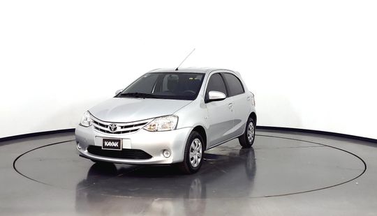 Toyota Etios 1.5 Xs-2015
