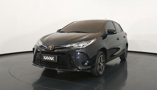 Toyota • Yaris