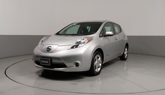 Nissan • Leaf