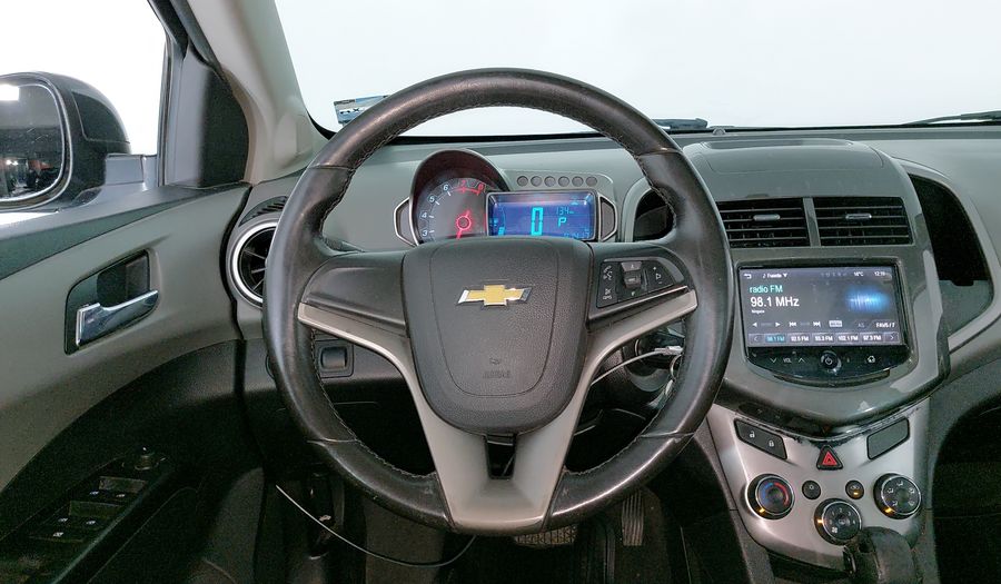 Chevrolet Sonic 1.6 AT F LTZ Sedan 2015