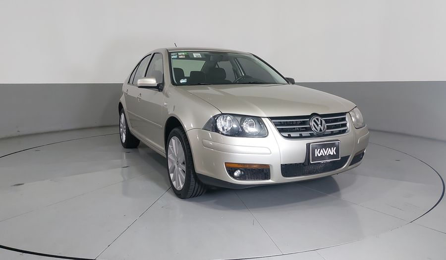 Volkswagen Jetta Clasico 2.0 GL TEAM TIPTRONIC Sedan 2013