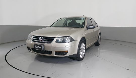 Volkswagen • Jetta Clasico