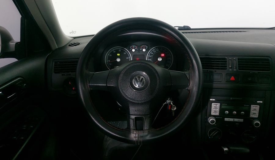 Volkswagen Jetta Clasico 2.0 GL TEAM TIPTRONIC Sedan 2013