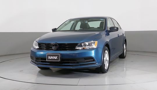 Volkswagen Jetta 2.0 MT-2018