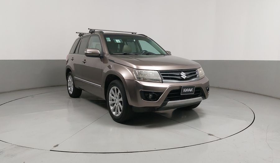 Suzuki Grand Vitara 2.4 L4 GLS AT Suv 2013