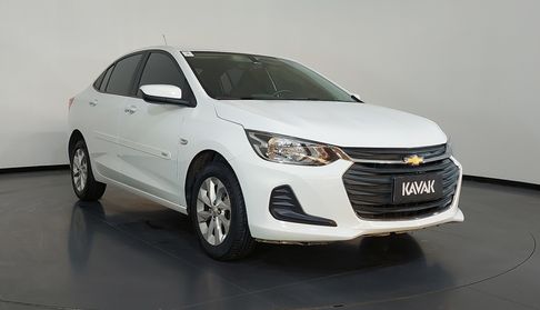 Carros Chevrolet Onix PLUS LT Sedan 2022 usados