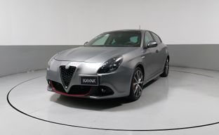 Alfa Romeo • Giulietta