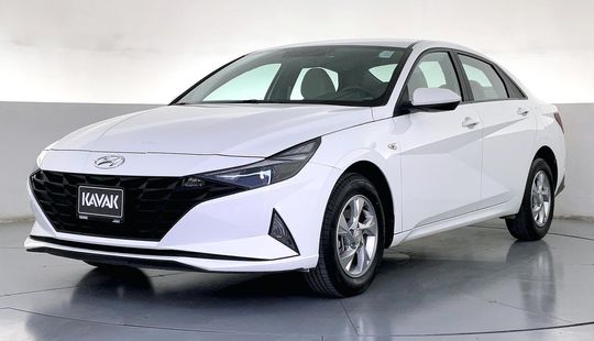 Hyundai Elantra Smart-2022