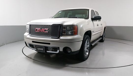 Gmc • Sierra