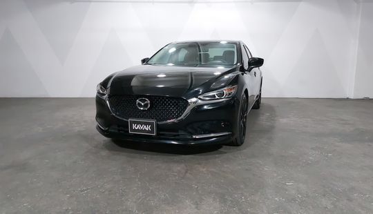 Mazda • Mazda 6