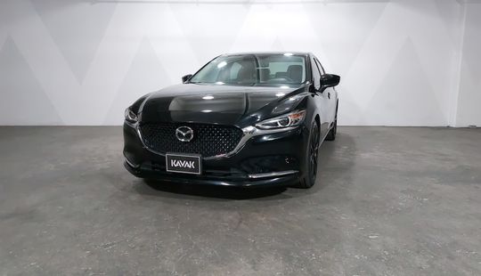 Mazda 6 2.5 CARBON EDITION AUTO-2021