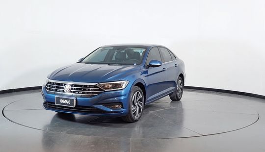 Volkswagen Vento 1.4 HIGHLINE AT-2019