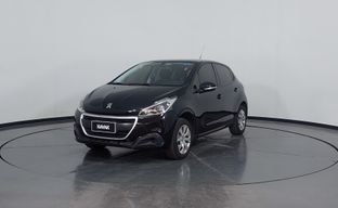 Peugeot • 208