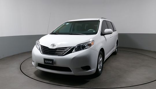 Toyota Sienna 3.5 LE AT-2014