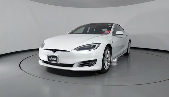 Tesla • Model S